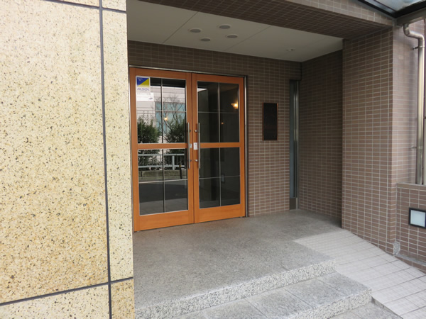 ヴェルビュ新百合ヶ丘の外観