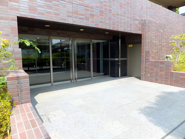 クオス仲町台レジデンシャルステージの外観