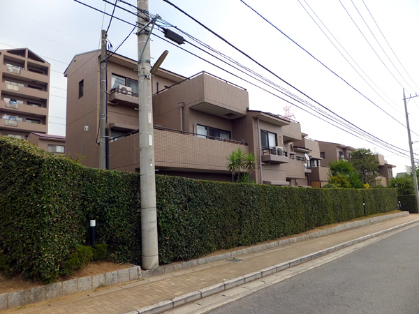 ヒルズアスパイア５号棟の外観