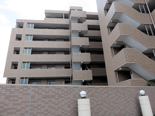 グランコート小田急相模原の外観