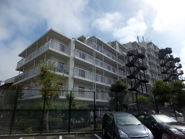 ルモン王子北の外観