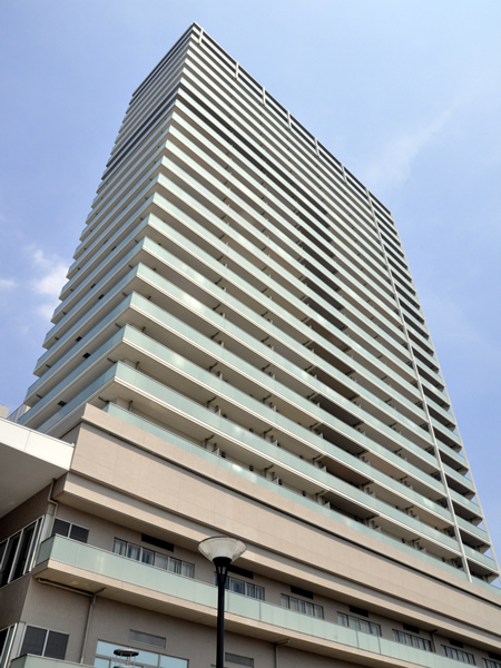 プラウドタワー相模大野の外観