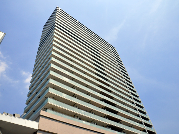 プラウドタワー相模大野の外観