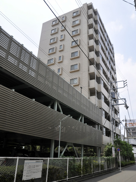 ローヤルシティ相模大野の外観