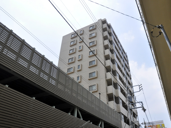 ローヤルシティ相模大野の外観