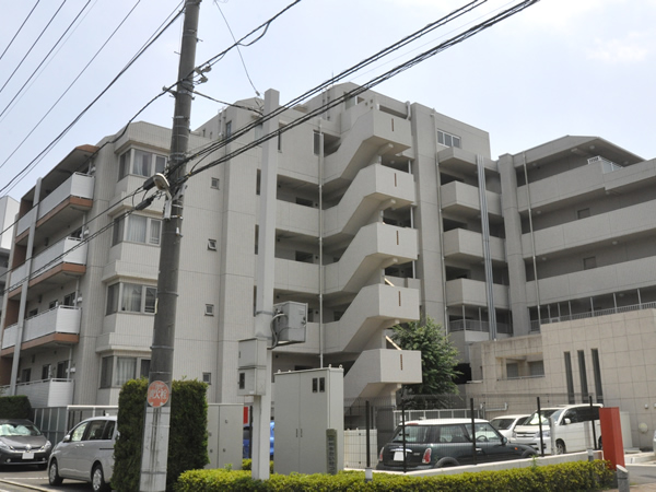 プラウド相模大野の外観