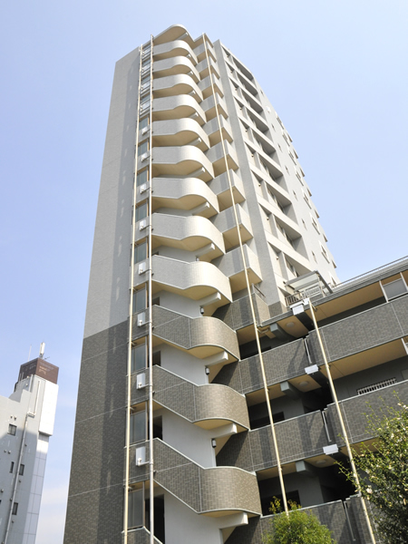 セントラルステージ相模大野ザクラスの外観