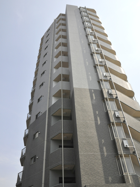 セントラルステージ相模大野ザクラスの外観