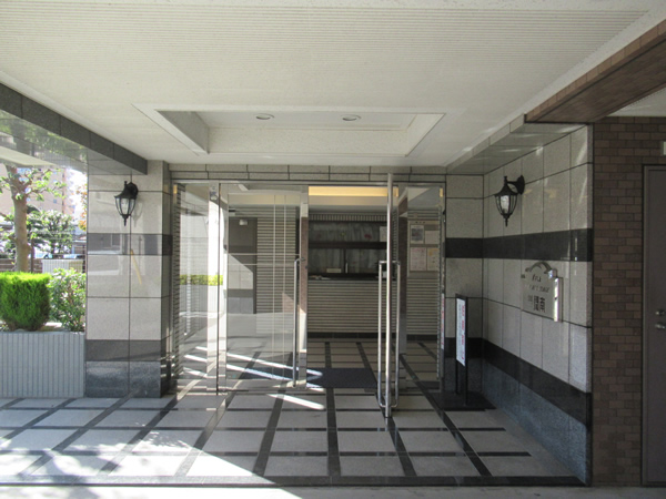 日神パレステージ鶴間南の外観