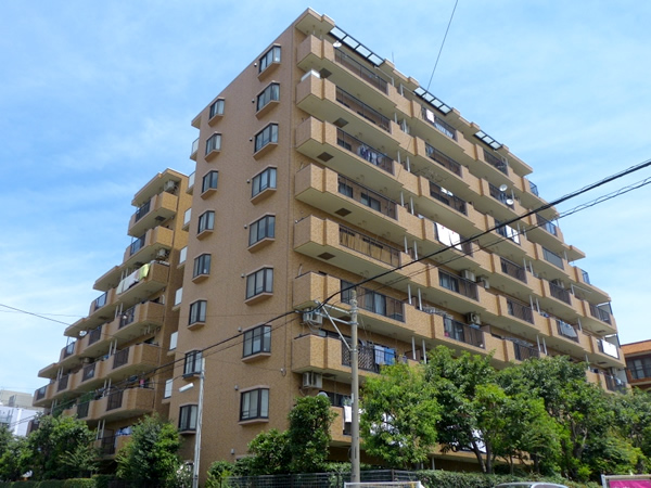 ライオンズマンション南林間第6の外観