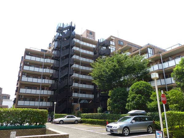 ライオンズマンション南林間第6の外観