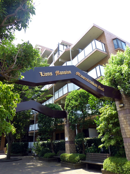 ライオンズマンション南林間第6の外観