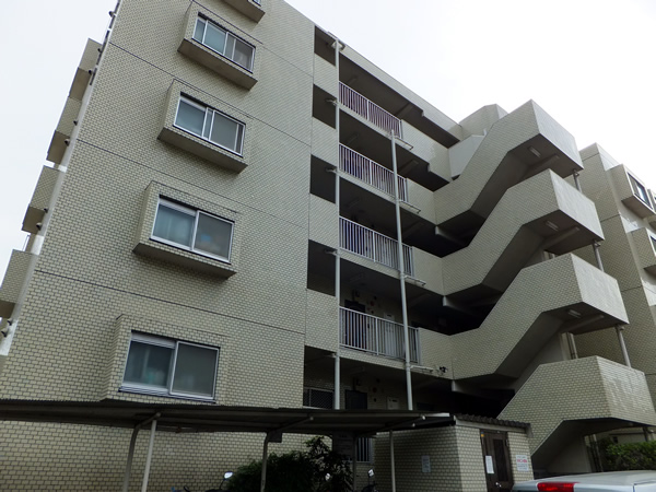 エンゼルハイム軽井沢の外観