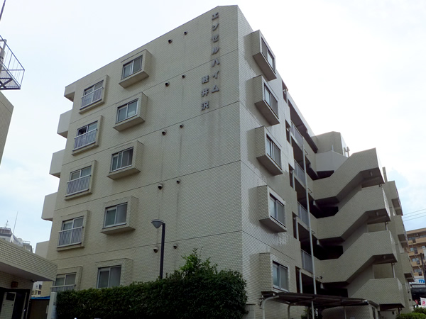 エンゼルハイム軽井沢の外観