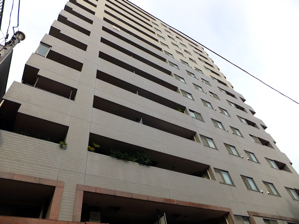 ロワール横浜関内の外観