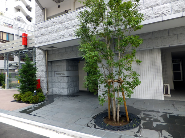 プレサンスロジェ横浜関内の外観