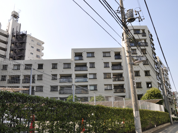 文京目白台ハイツの外観