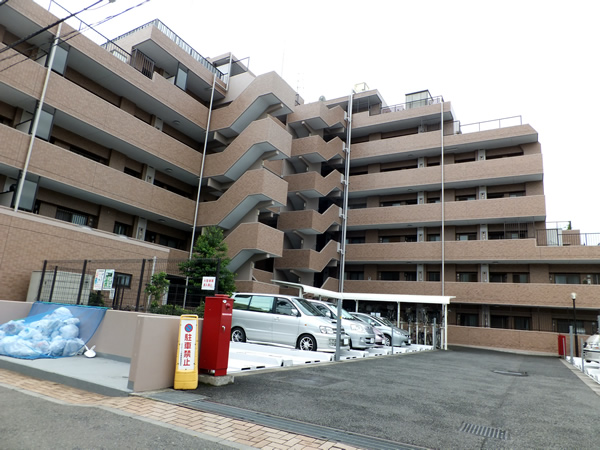 アクティス相模原の外観