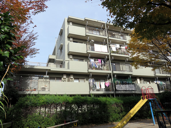 武蔵小杉ハウスの外観