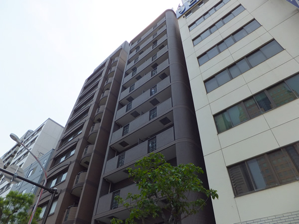 グリフィン横浜桜木町十番館の外観