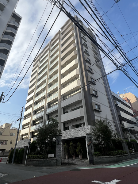 グローベル新大久保マスターズゲートの外観