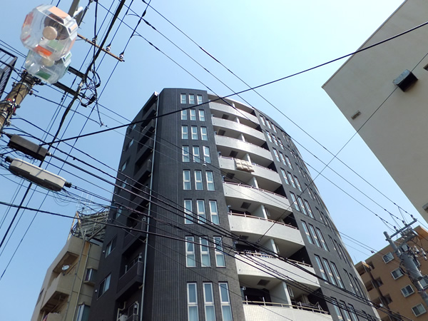 クオス横浜の外観