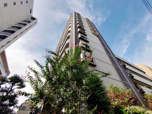 グローベル新大久保マスターズゲートの外観