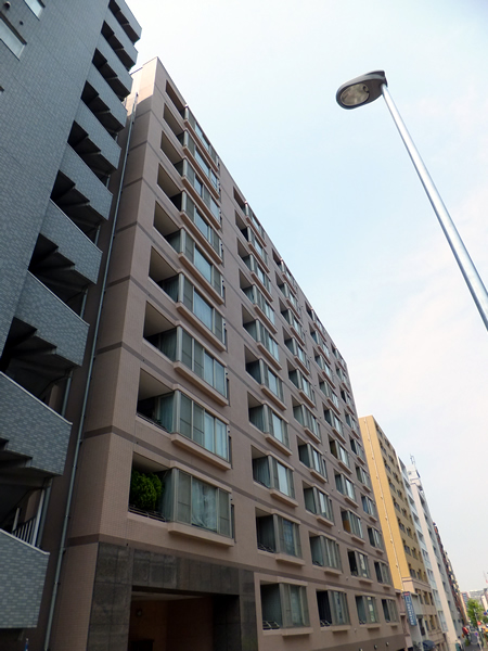 ヴィルヌーブ横浜紅葉坂の外観