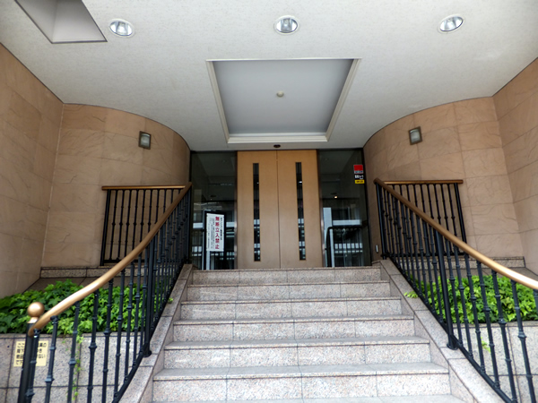 ヴィルヌーブ横浜紅葉坂の外観