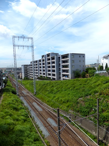 ドレッセあざみ野コリーナコートの外観