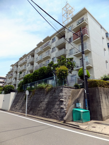 フォンテーヌ江田の外観