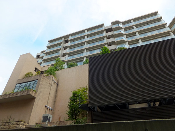 エルクラウディア青葉の外観