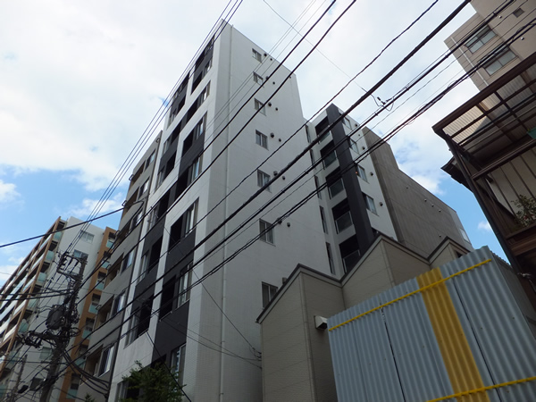 アランシア鶴見の外観