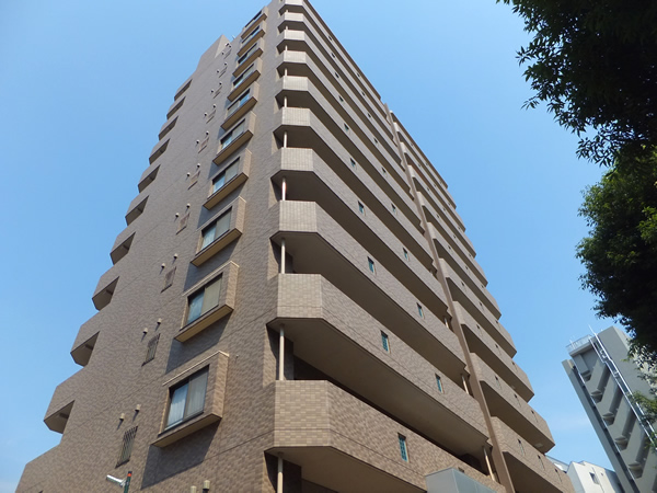 エステスクエア相模大野駅前の外観