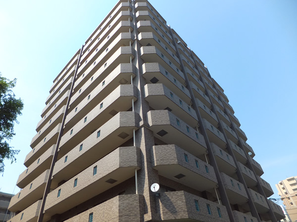 エステスクエア相模大野駅前の外観