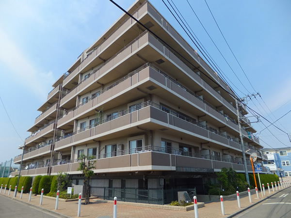 日神パレステージ相模大野の外観