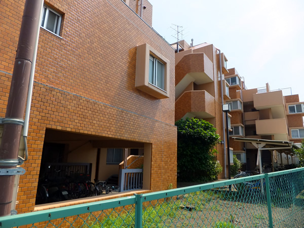 ライオンズマンション相模大野第３の外観