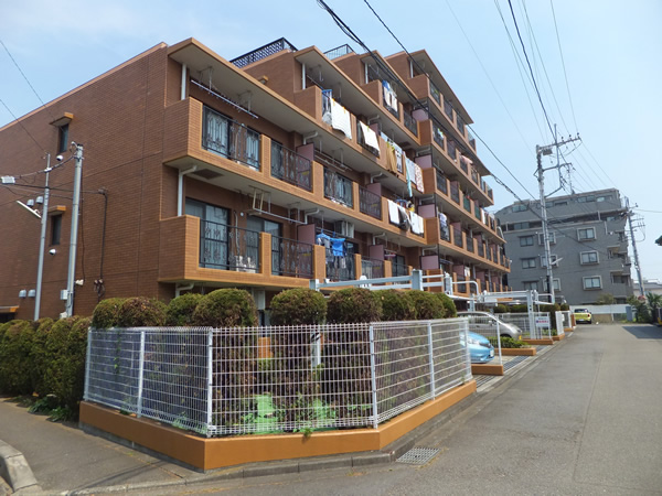 フローレンスパレス相模大野の外観