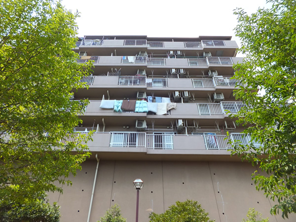 ファミネスつきみ野の外観