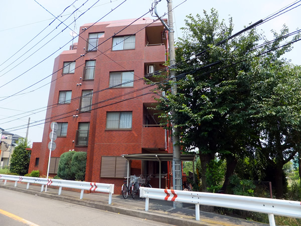 セザールつきみ野の外観