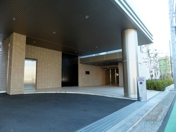 プレミスト港北センターレジデンスの外観