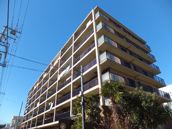 セントラルガーデン港北の外観