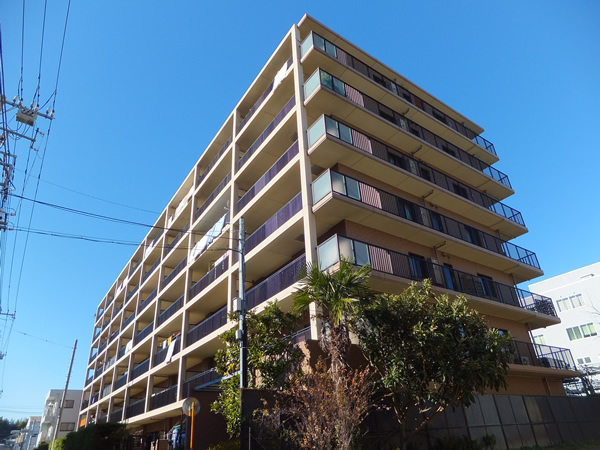 セントラルガーデン港北の外観