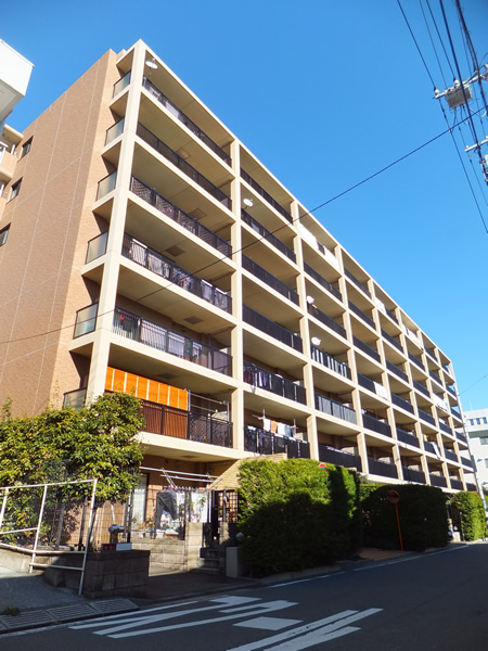 セントラルガーデン港北の外観