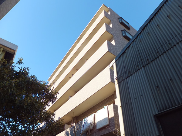 ルピナス綱島2番館の外観