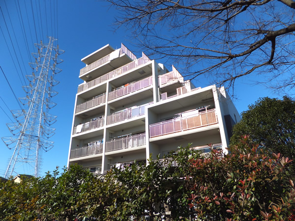 サンマンションアトレ港北綱島の外観