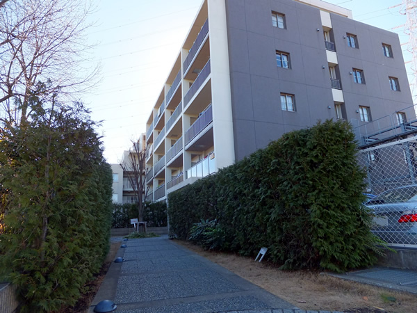 サンマンションアトレ港北綱島の外観