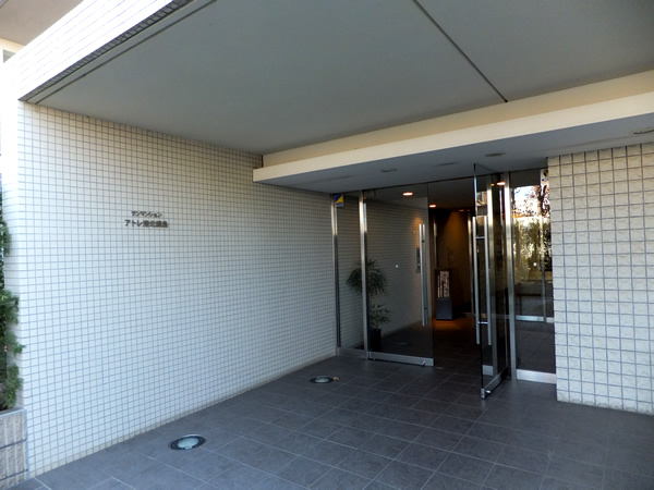 サンマンションアトレ港北綱島の外観