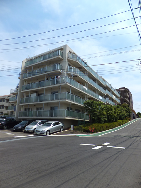 鷺沼コーポラスの外観