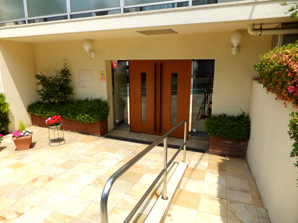 鷺沼コーポラスの外観